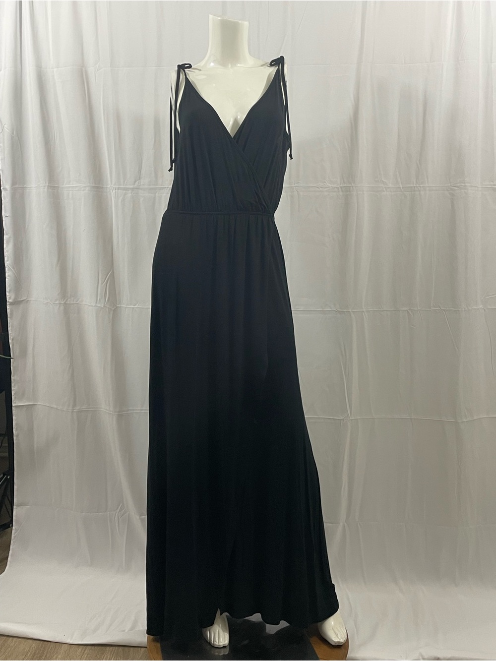 Rolla Coster Black V-Neck Maxi Dress with Tie Straps